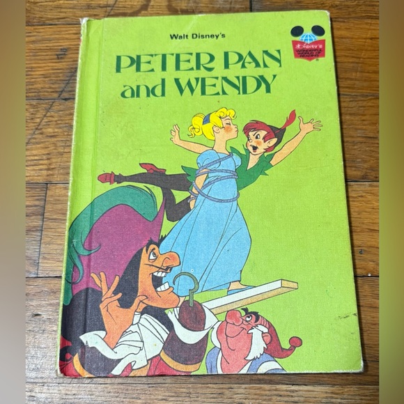 Walt Disney Other - Walt Disney Peter Pan and Wendy Hardcover Kids Book - Green